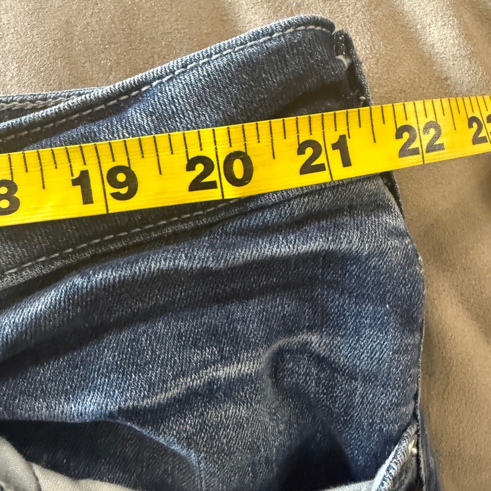 Silver Jeans Co Girlfriend Medium Wash Mid Rise Denim Jeans 20W L29 fits 43x31 - Picture 5 of 7